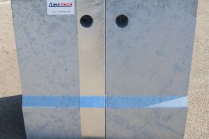 Produktbild LT 905 Spaltabdeckung Zubehoer Ortbetonschutzwand Betonfertigteilwand Linetech Fahrzeugrueckhaltesystem Betonschutzwand