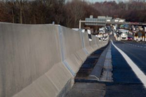 LT-206_Linetech Betonschutzwand Fahrzeugrückhaltesystem